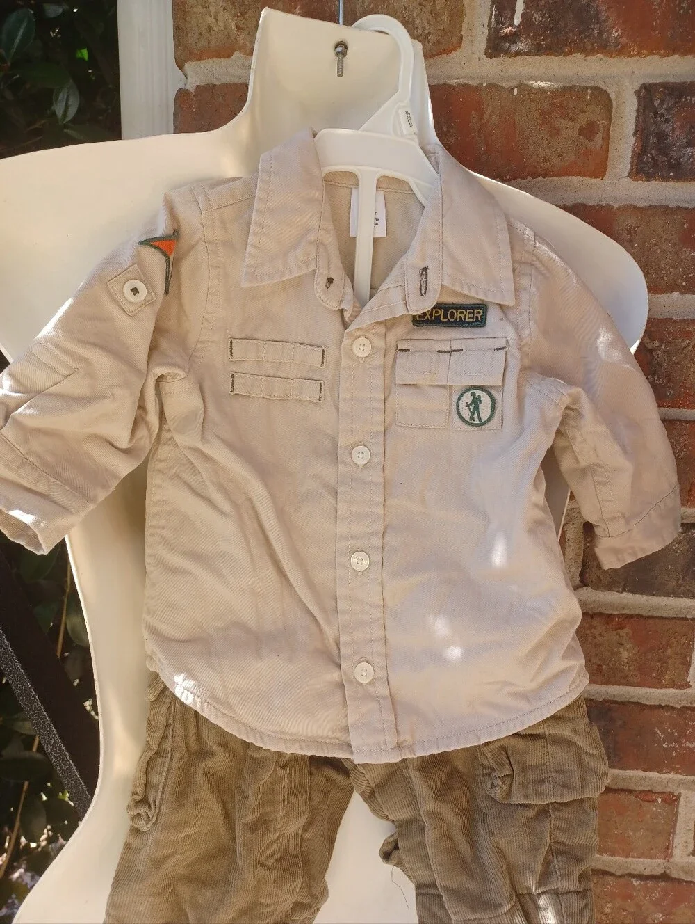 GAP Infant Button-Up Shirt - Light Beige - Picture 2 of 6